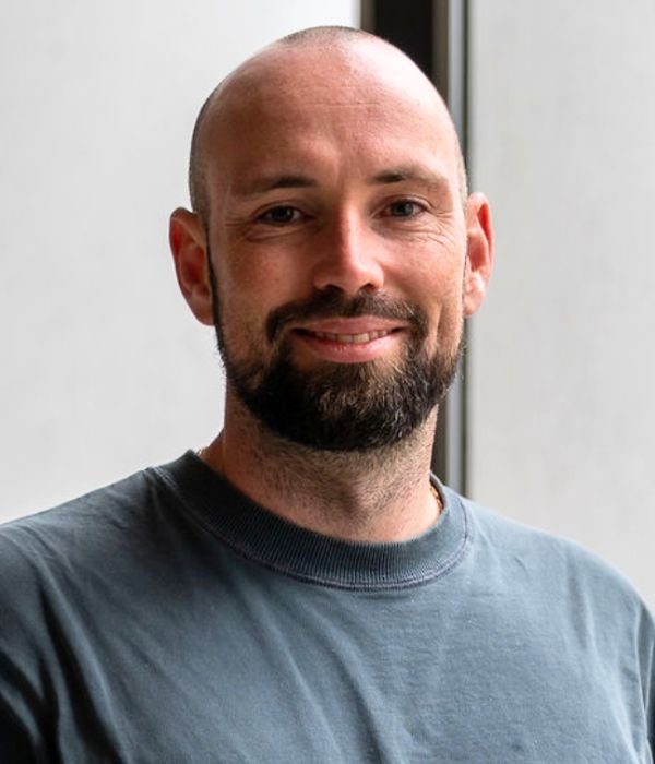 Tim Veron Co-Founder and CEO, Vively