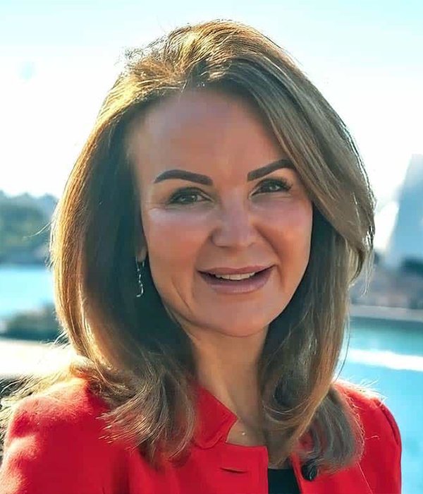 Dr. Stephanie Allen Senior Partner and APAC Leader, Healthcare & Life-Sciences Kearney