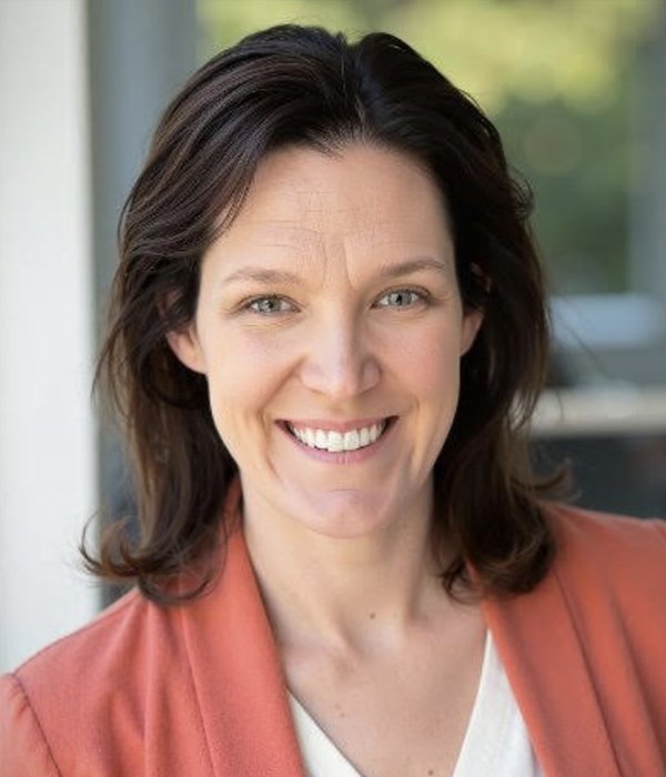 Elaine Carey Director, Operations Excellence Grand Fitness (PF Franchise Group)