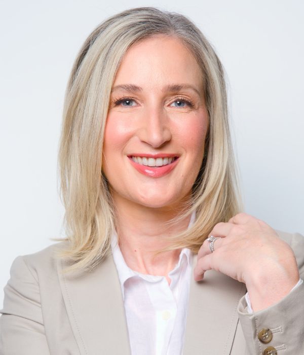 Janie Buelow Founder, Co-Founder Elev8 Fitness & APX Fitness