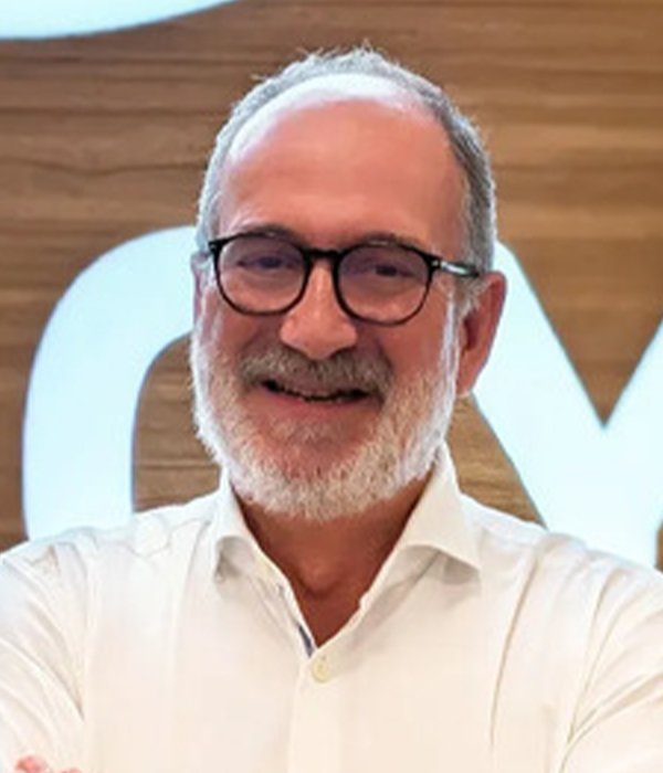 Juan del Rio CEO VivaGym Group