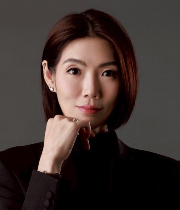 Wanviput Sanphasitvong Director, Business Development at VitalLife Scientific Wellness Center