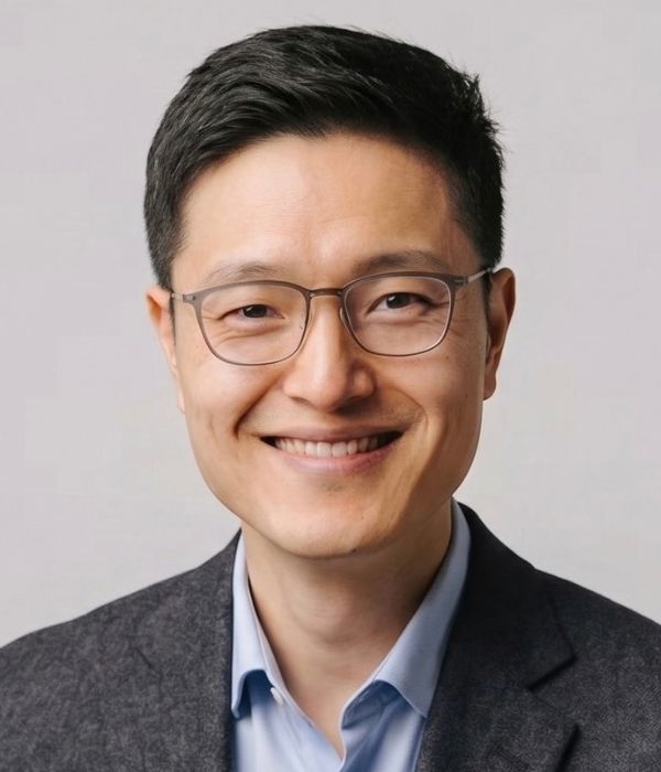 Dr Steven Lu Co-Founder & Chief Medical Officer, Everlab