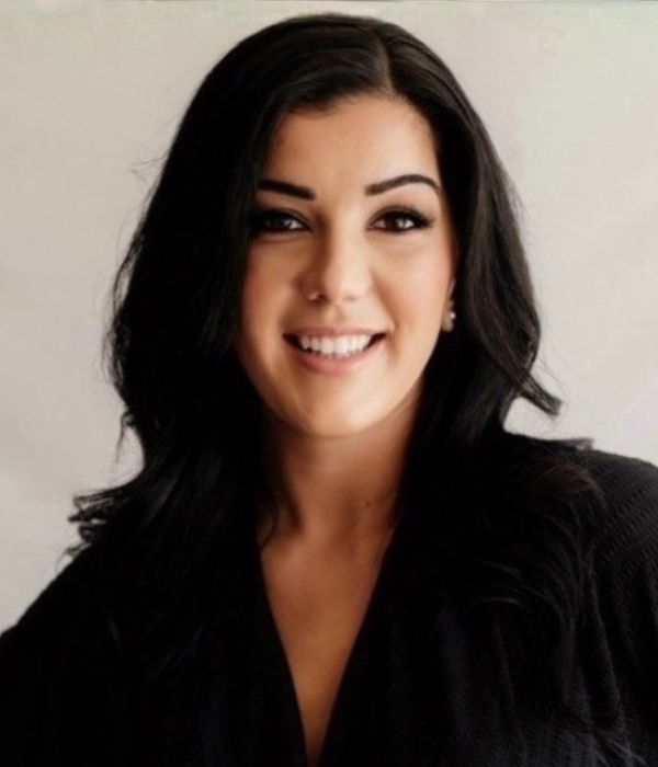 Jomana Elwenni,, Chief of People, Momentic Studios Inc (SWTHZ & STRONG Pilates)
