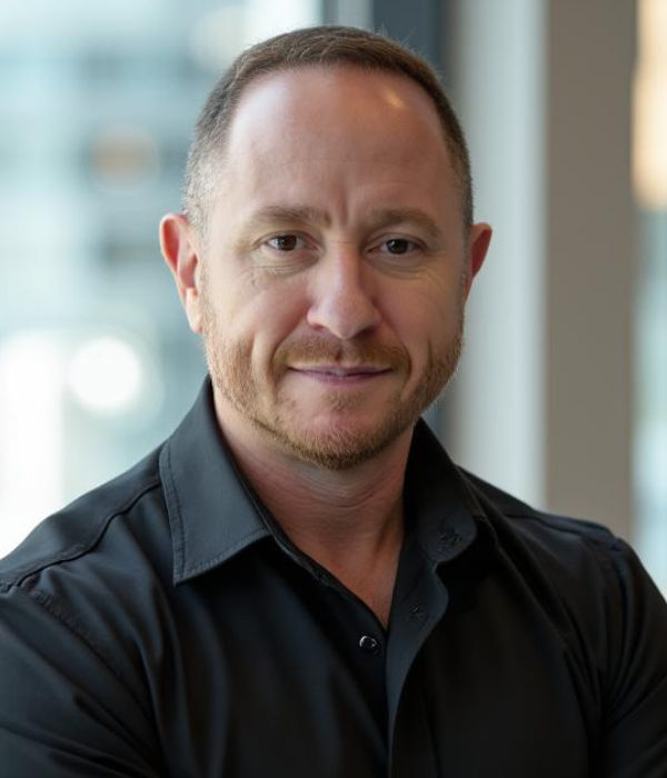 Jarett-Perelmutter-Senior-Vice-President-International-Development-Purpose-Brands-600x700-headshot